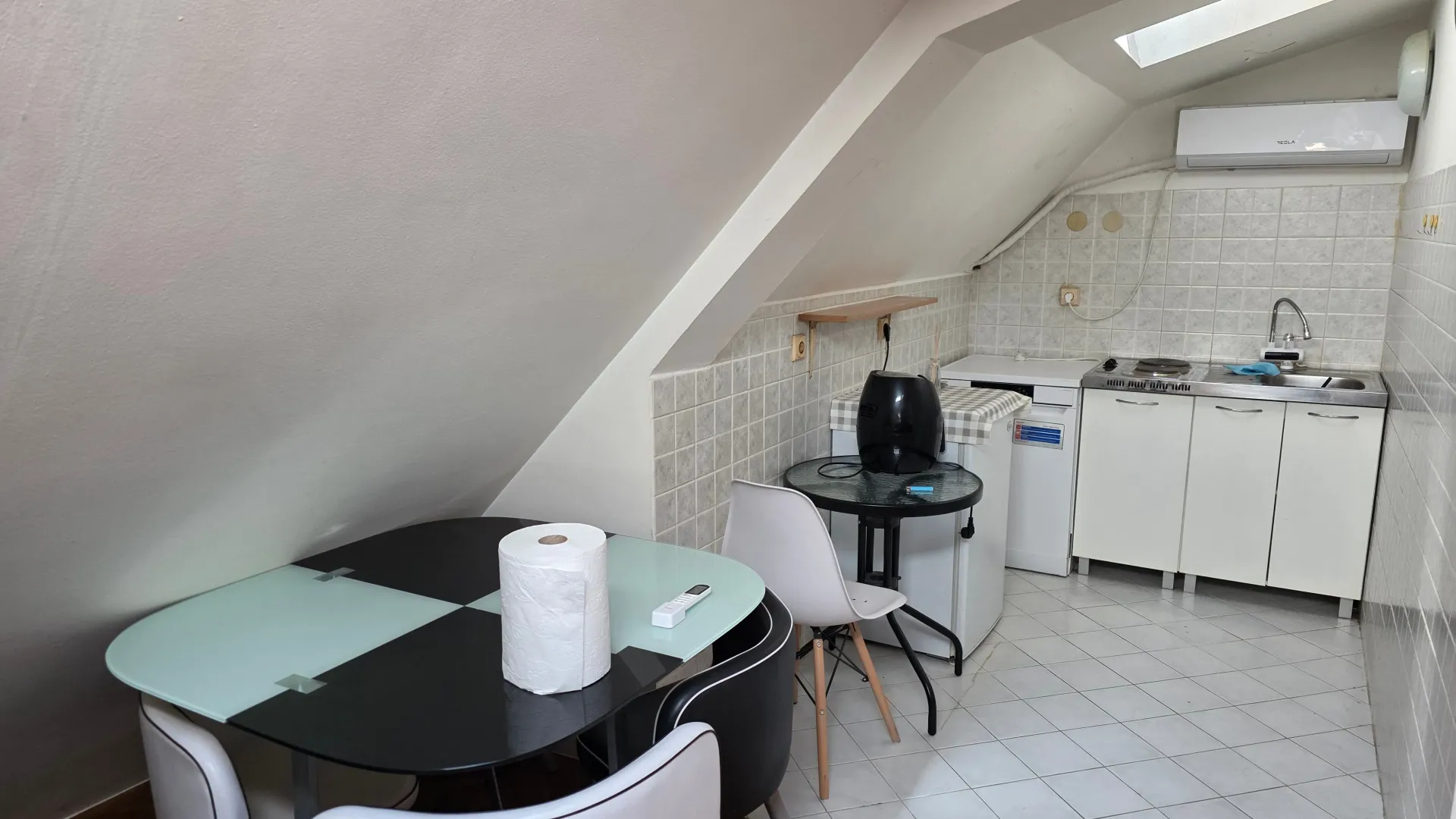 Rent, studio apartment, 25m², Stara Varoš, Podgorica