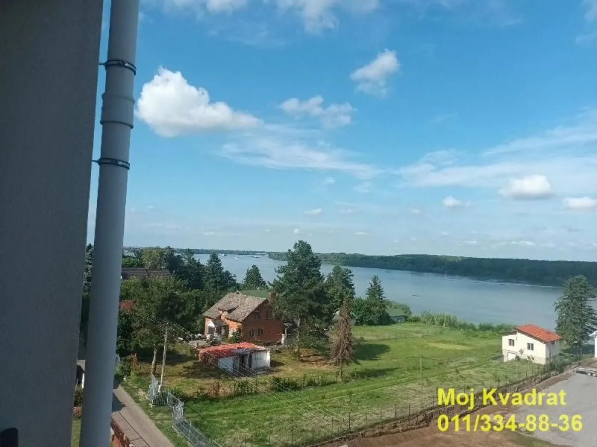 Prodaja, trosoban stan, 92m², Novi Banovci, Stara Pazova