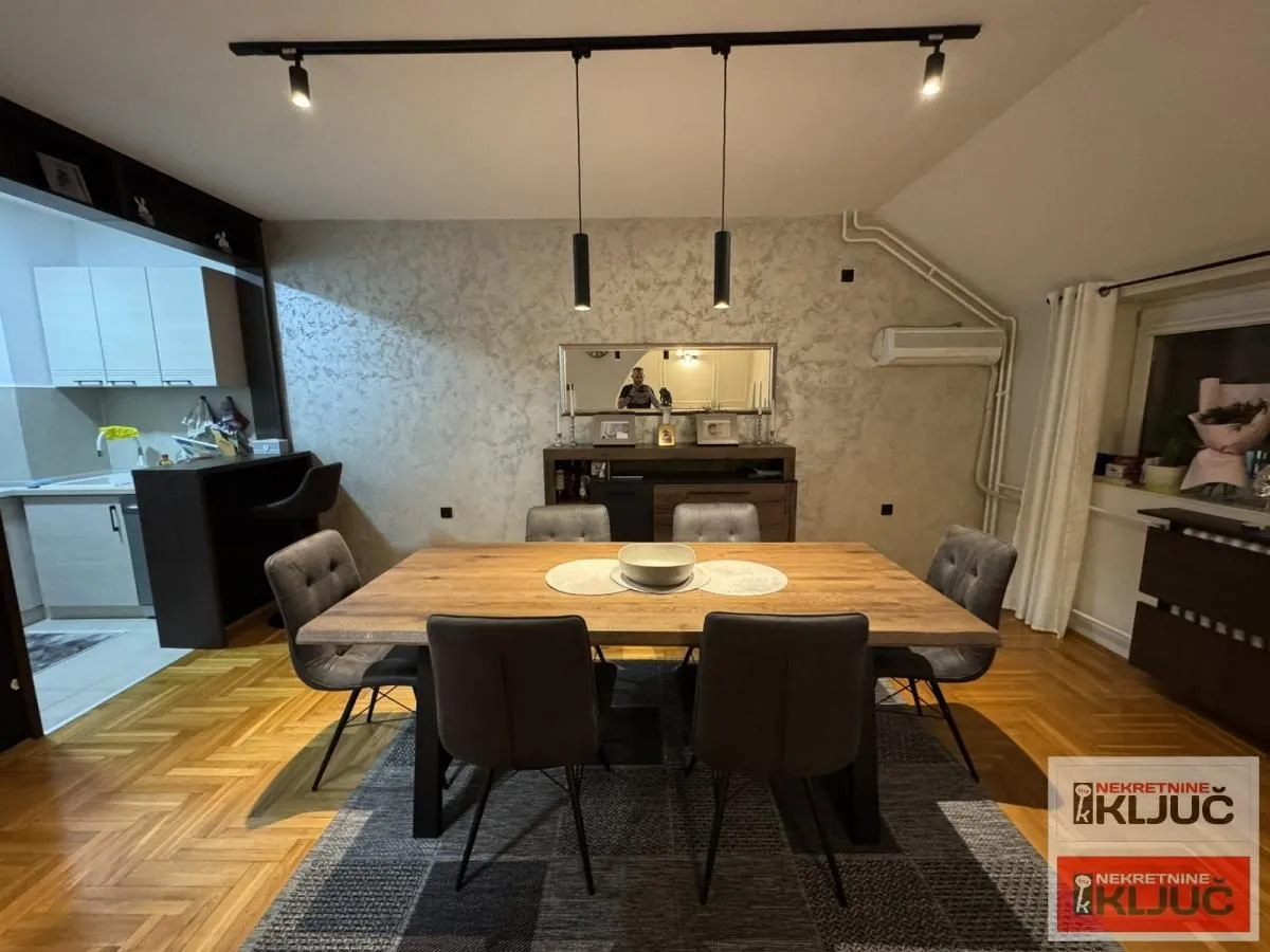 Prodaja, trosoban stan, 80m², Nova Detelinara, Novi Sad Sve Podlokacije