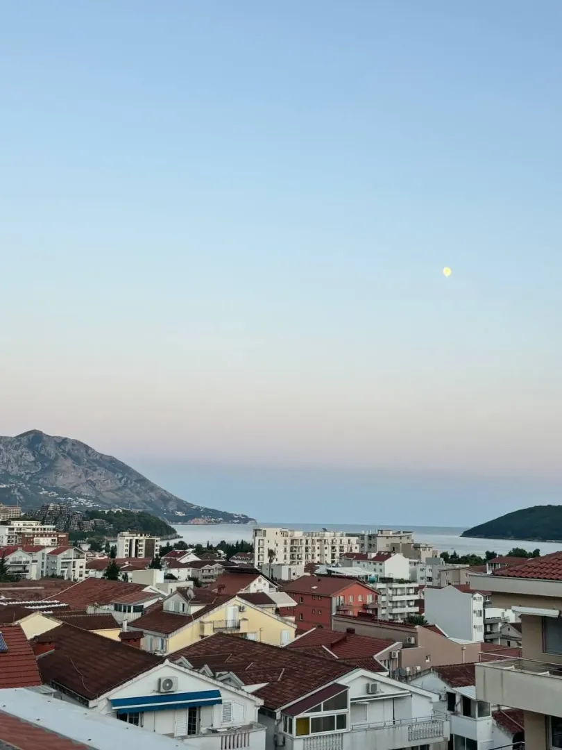 Prodaja, trosoban stan, 131m², Rozino, Budva