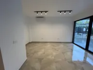 Izdavanje, poslovni prostor, 20m², Vezirov Most, Podgorica - image 2