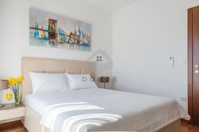 Prodaja, trosoban stan, 93m², Bečići, Budva
