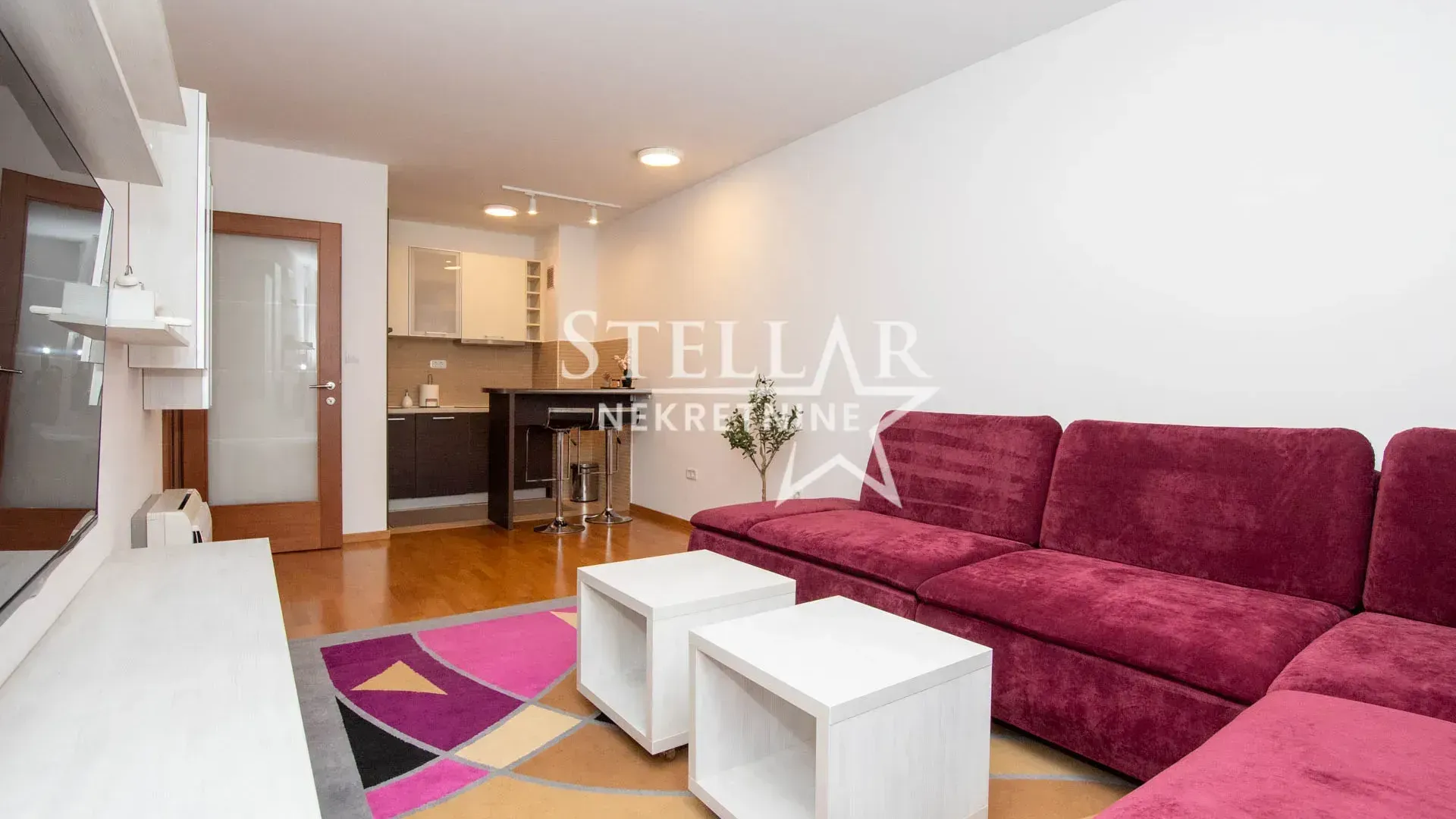 Izdavanje, jednosoban stan, 43m², Tološi, Podgorica