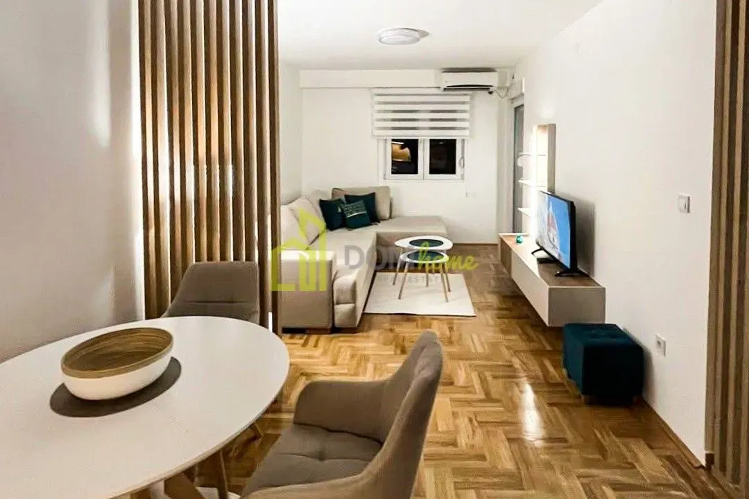 Izdavanje, jednosoban stan, 40m², City Kvart, Podgorica