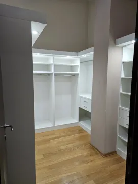 Izdavanje, trosoban stan, 120m², City Kvart, Podgorica - image 11