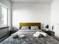 Izdavanje, kuća, 491m², Ljuta, Kotor - image 16