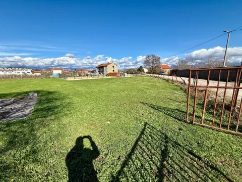 Zemljište in Donji Kokoti