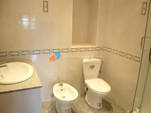 Izdavanje, stan, 300m², Savski Venac, Beograd - image 18