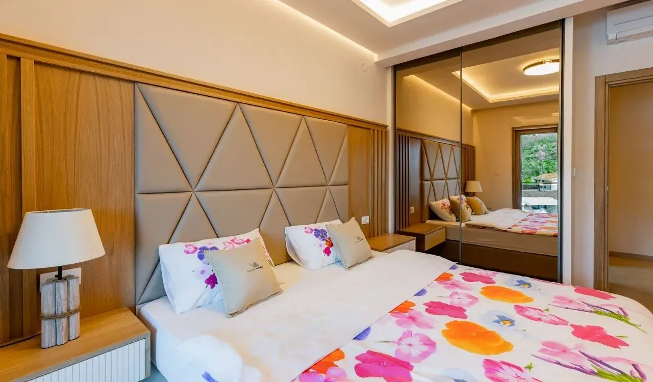 Prodaja, dvosoban stan, 96m², Pržno, Budva