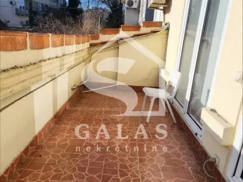 Izdavanje, kuća, 343m², Neimar, Vračar Sve Podlokacije - image 12