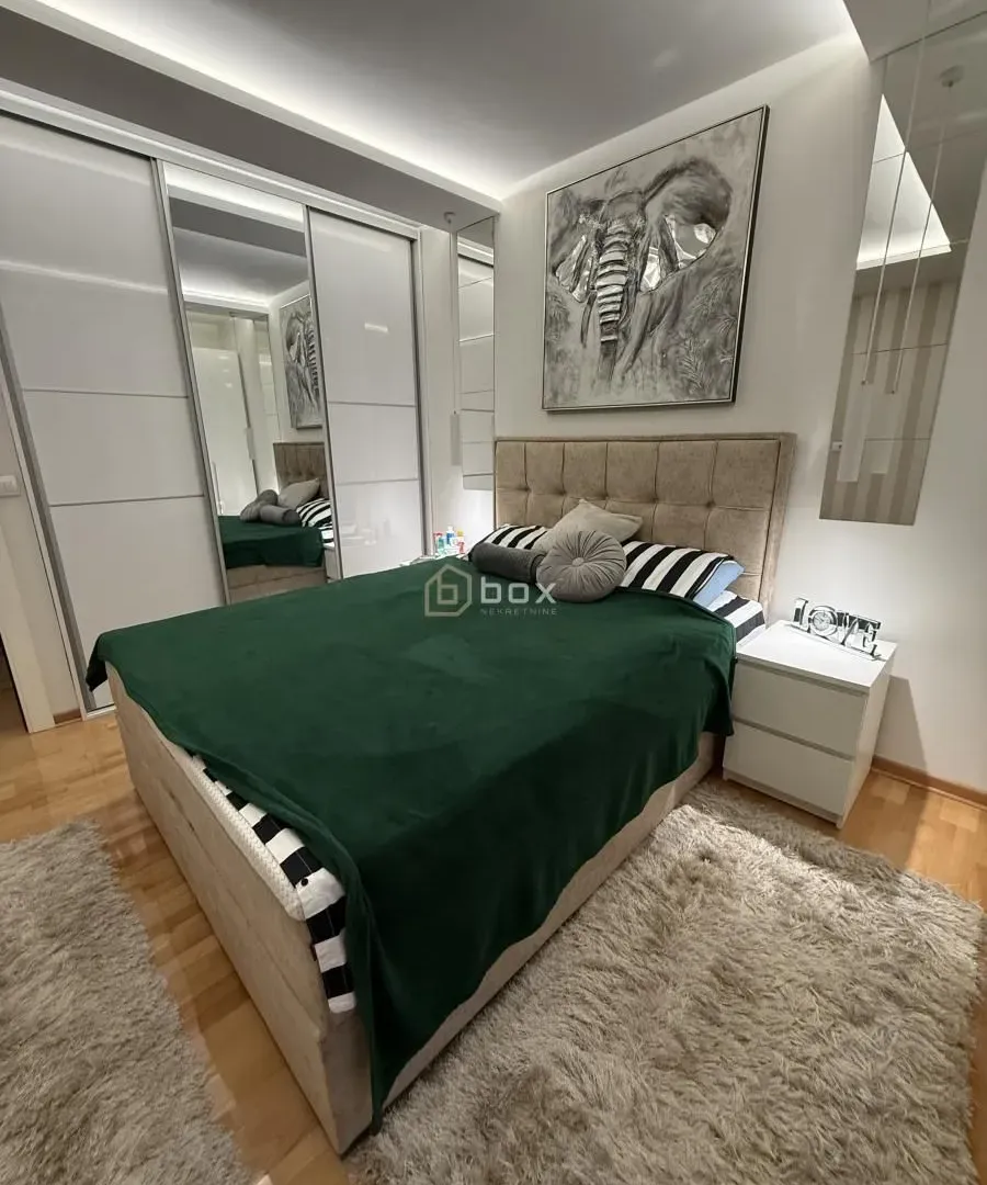 Prodaja, trosoban stan, 69m², Medijana, Niš