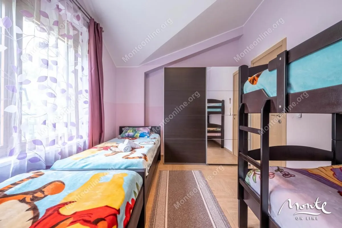 Prodaja, dvosoban stan, 104m², Orahovac, Kotor