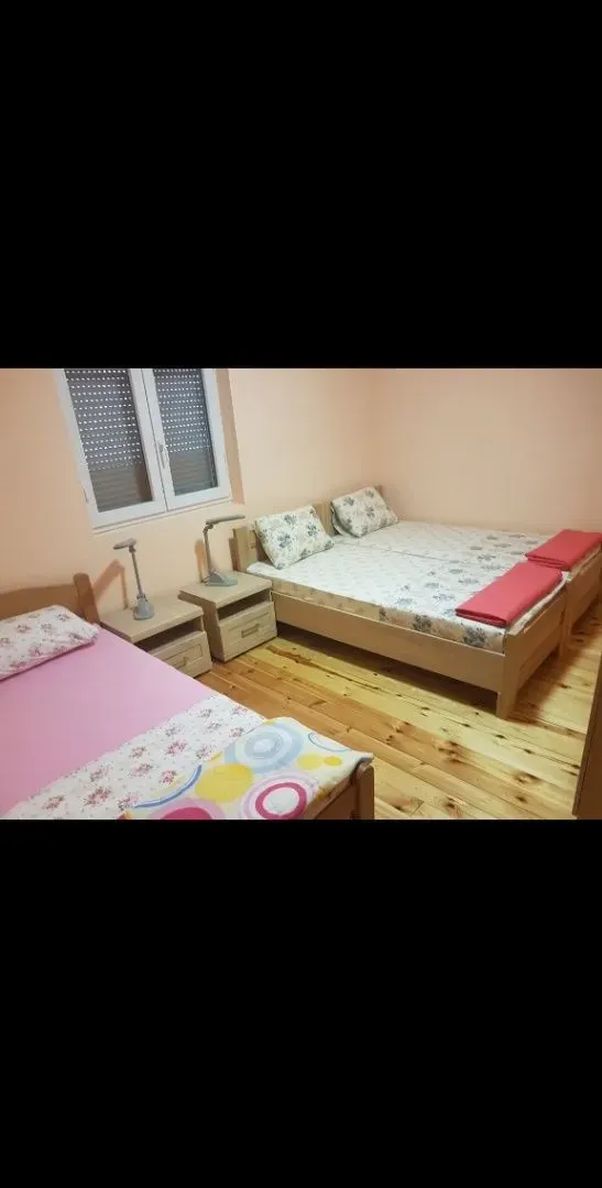 Rent, house, 200m², Kuče, Podgorica