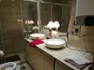 Izdavanje, dvosoban stan, 70m², Zemun Centar, Zemun Sve Podlokacije - image 11