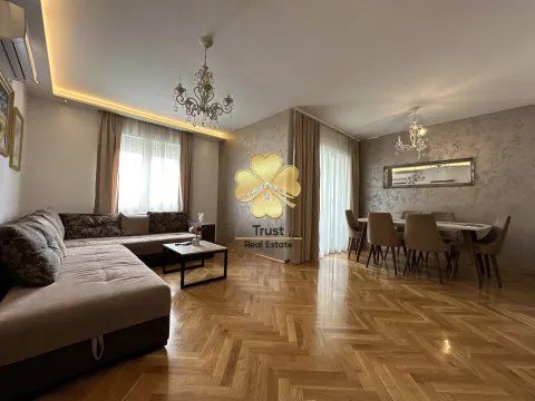 Izdavanje, trosoban stan, 126m², City Kej, Podgorica - image 5