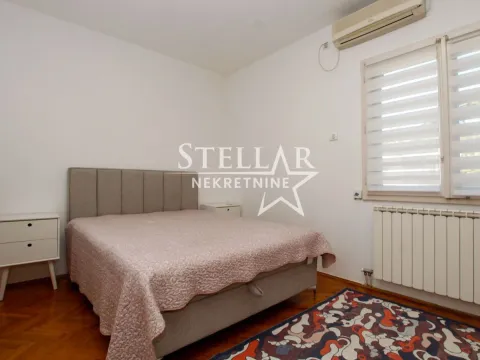 Izdavanje, trosoban stan, 120m², Centar, Podgorica - image 5