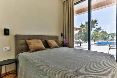 Rent, house, 220m², Reževići, Budva - image 10