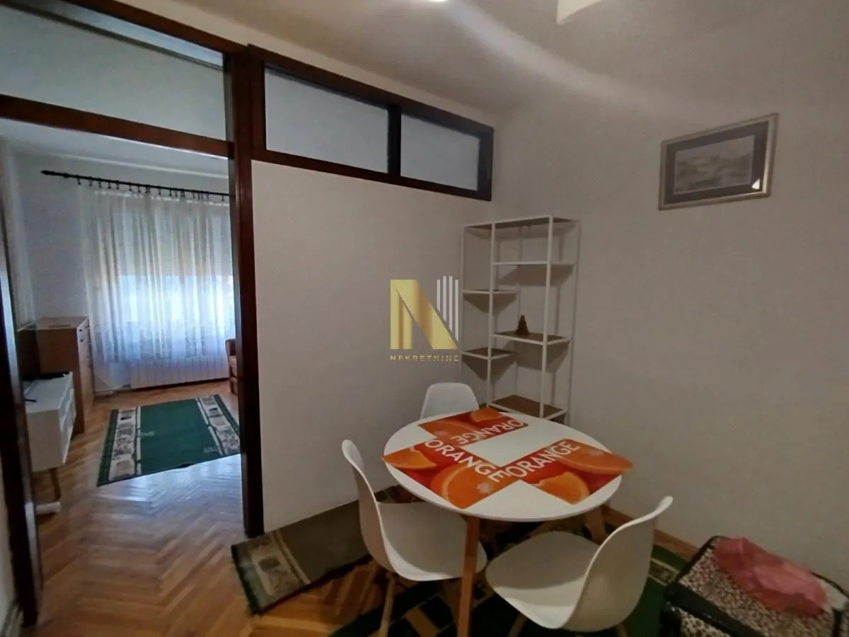 Izdavanje, jednosoban stan, 27m², Centar, Novi Sad