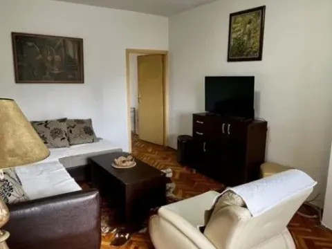Sale, two bedroom apartment, 75m², Tuški Put, Podgorica - image 8
