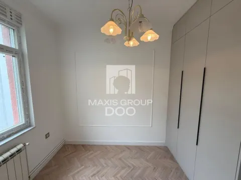 Izdavanje, trosoban stan, 80m², Slavija, Vračar Sve Podlokacije - image 5