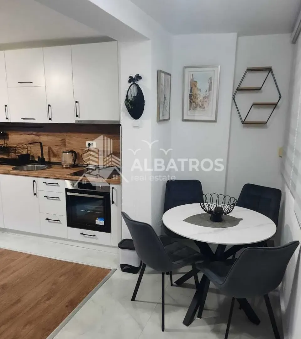 Rent, one bedroom apartment, 52m², Šušanj, Bar
