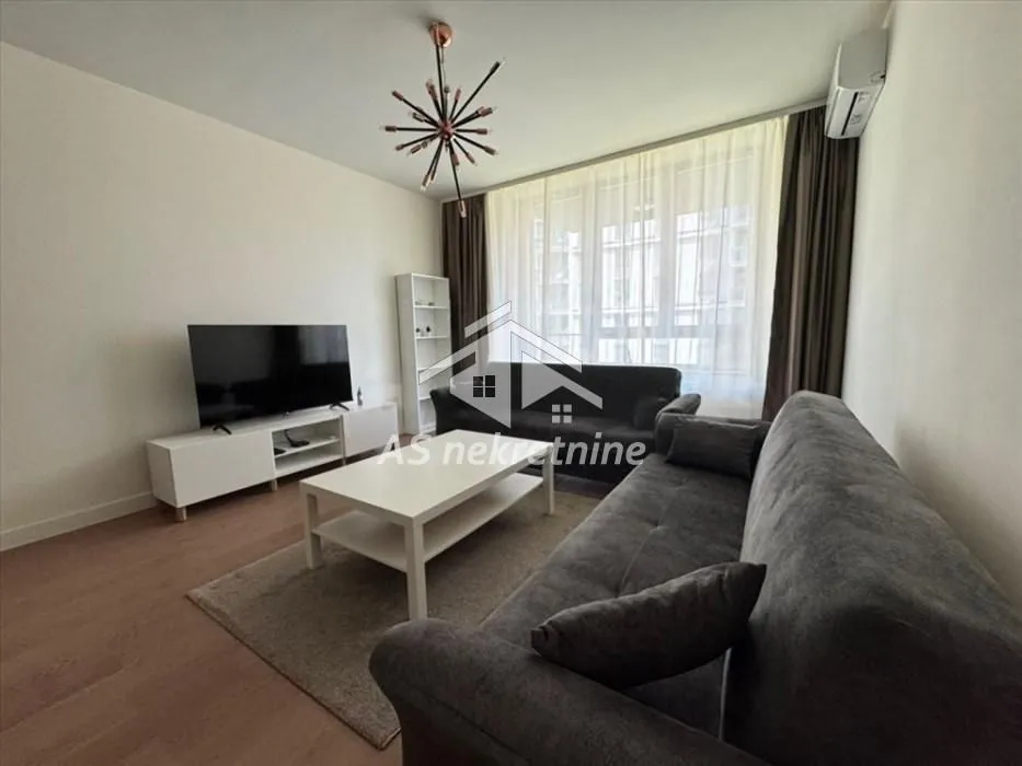 Izdavanje, dvosoban stan, 59m², Savski Venac, Beograd