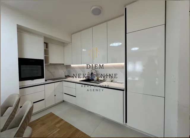 Izdavanje, jednosoban stan, 46m², City Kvart, Podgorica