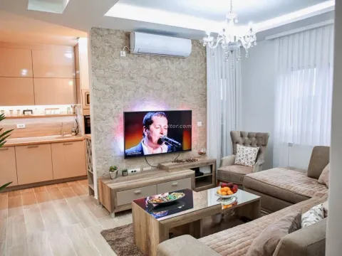 Prodaja, jednosoban stan, 42m², Žabljak, Crna Gora - image 3