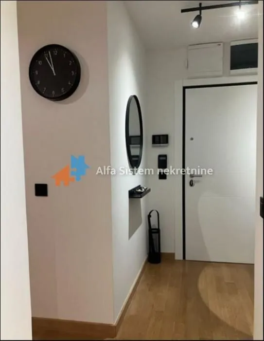 Izdavanje, dvosoban stan, 55m², Crveni Krst, Beograd