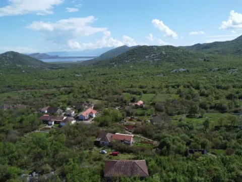 Izdavanje, kuća, 300m², Ostalo, Podgorica - image 3