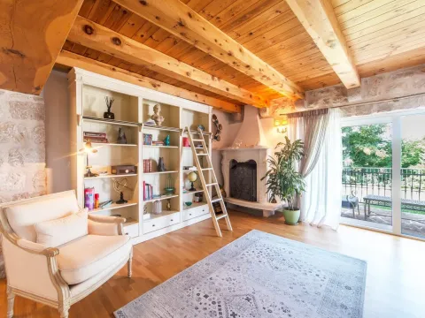 Rent, house, 350m², Budva, Crna Gora - image 18