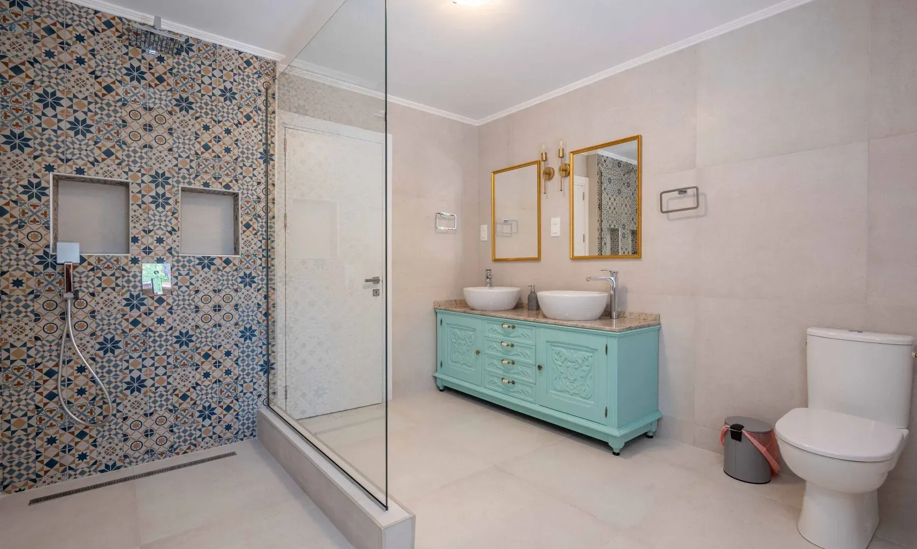Sale, house, 415m², Dobrota, Kotor