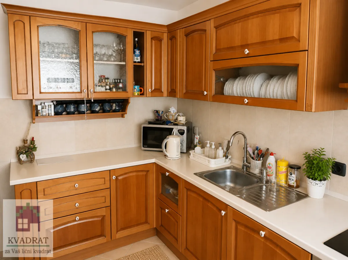 Prodaja, četvorosoban stan, 115m², Grbavica, Novi Sad Sve Podlokacije