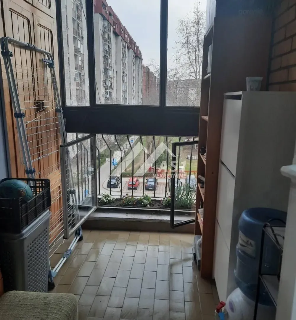 Izdavanje, dvosoban stan, 63m², Sajam, Novi Sad Sve Podlokacije
