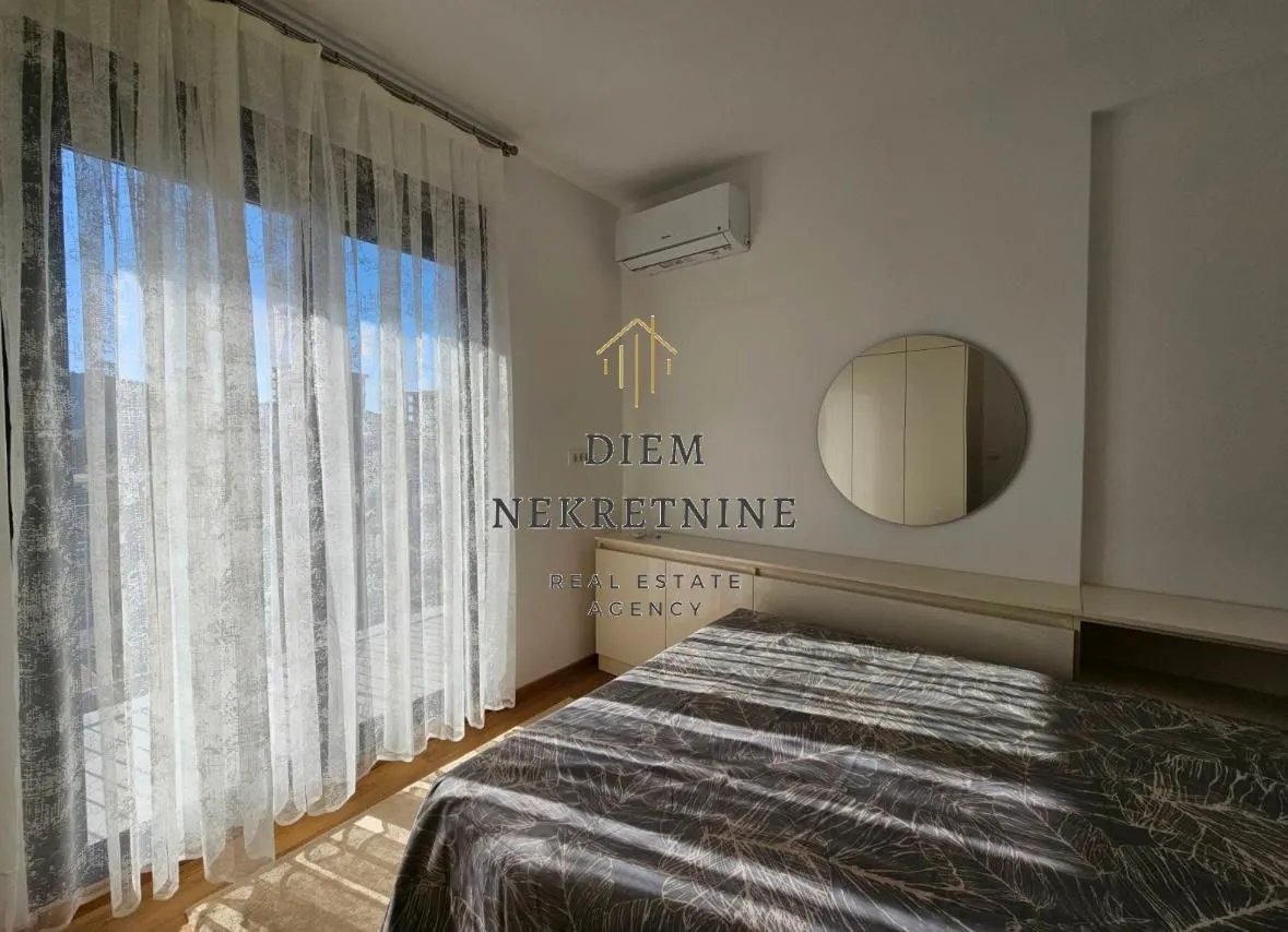 Rent, two bedroom apartment, 55m², Centar, Bar