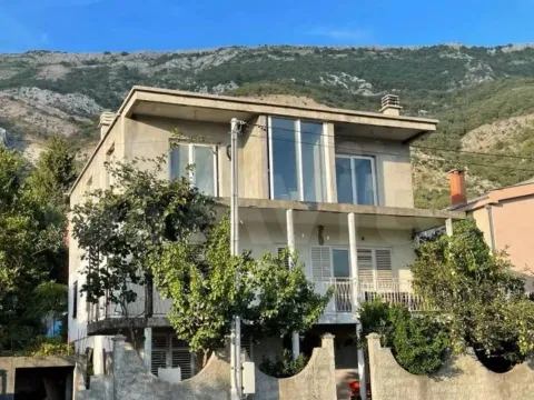 Prodaja, kuća, 240m², Sutomore, Bar - image 1