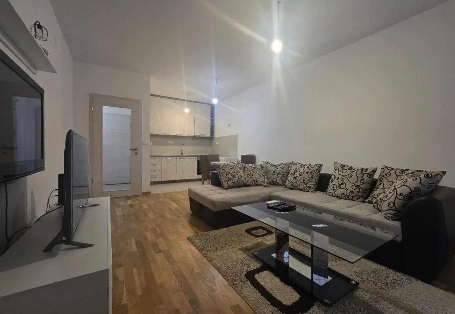 Izdavanje, jednosoban stan, 51m², Zabjelo, Podgorica