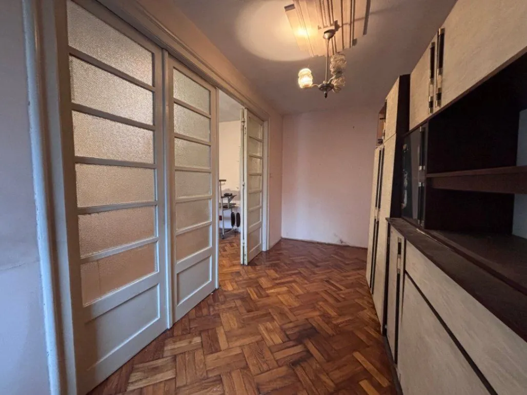 Prodaja, stan, 77m², Stari Grad, Beograd