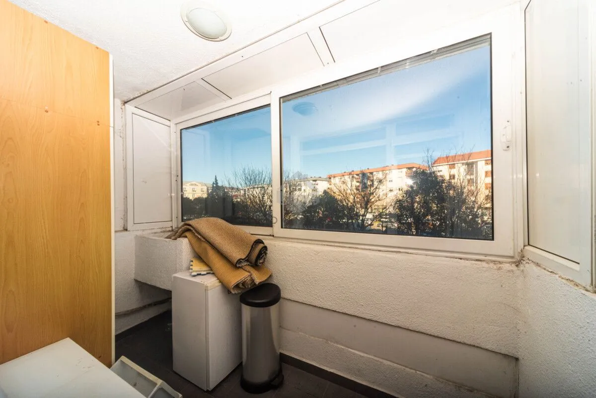 Rent, two bedroom apartment, 80m², Blok 9, Podgorica