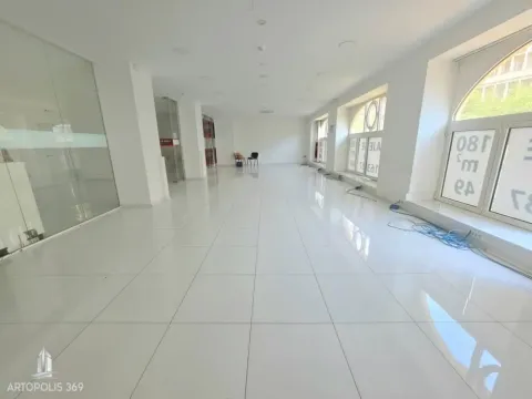 Rent, office space, 185m², Stari Grad, Beograd - image 6