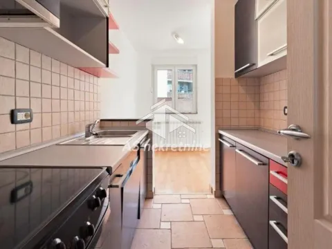 Izdavanje, trosoban stan, 128m², Stari Grad, Beograd - image 6