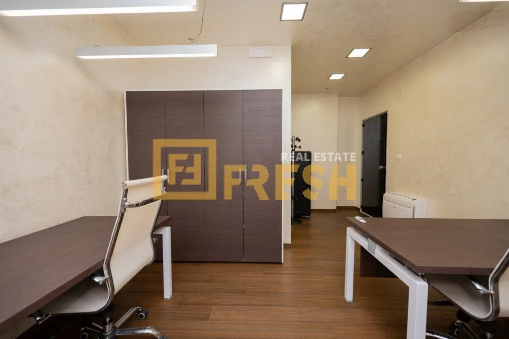 Rent, office space, 75m², Centar, Podgorica