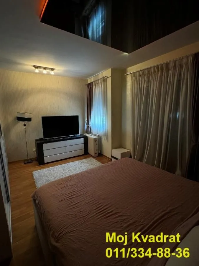 Sale, apartment, 270m², Skojevsko Naselje, Beograd