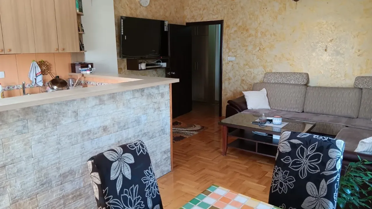 Rent, two bedroom apartment, 80m², Masline, Podgorica