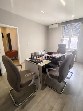 Rent, apartment, 118m², Đeram Pijaca, Beograd - image 9