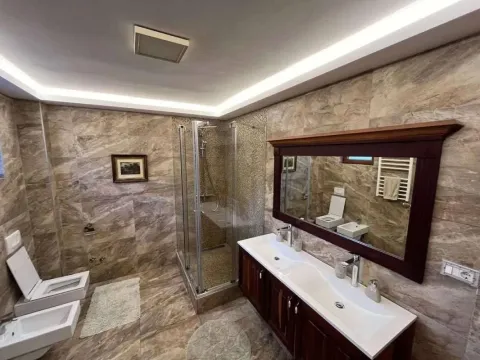 Rent, house, 360m², Bar, Crna Gora - image 5