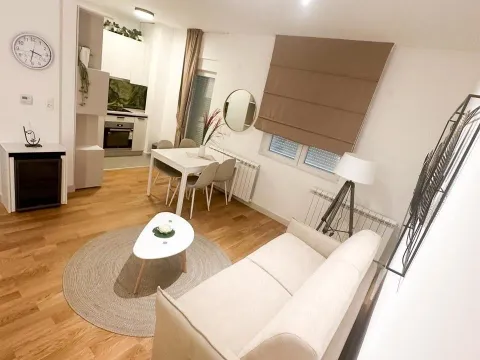 Prodaja, jednosoban stan, 54m², Centar, Kolašin - image 5