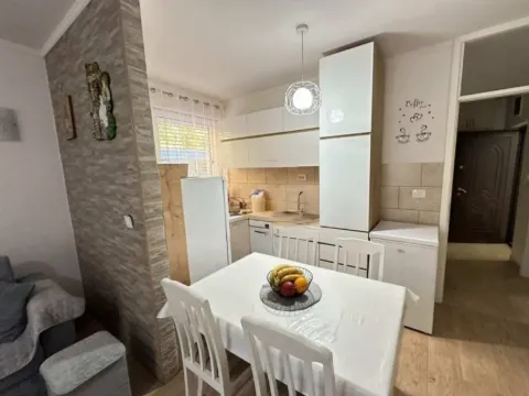 Prodaja, dvosoban stan, 48m², Sveta Vrača, Kotor - image 8