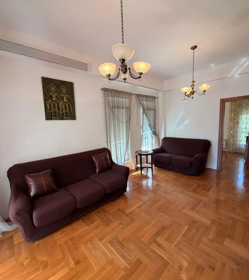 Prodaja, dvosoban stan, 78m², Lazi, Budva