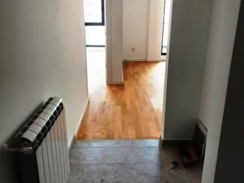 Izdavanje, poslovni prostor, 66m², Dom zdravlja, Niš - image 5